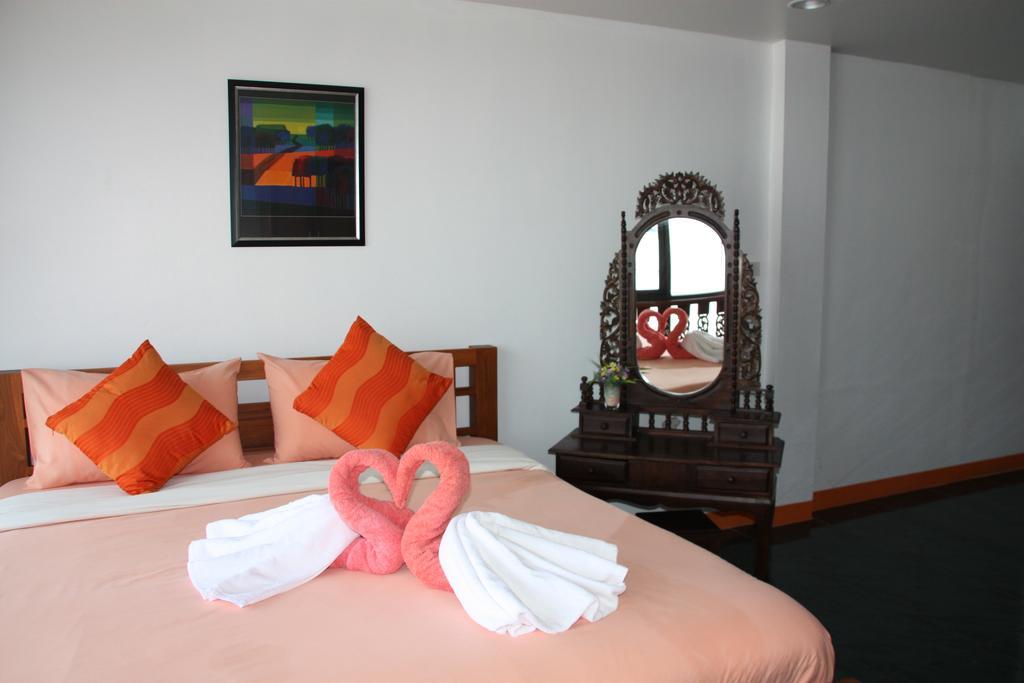 Hostel Coffeeandbeer Pattaya Pokoj fotografie