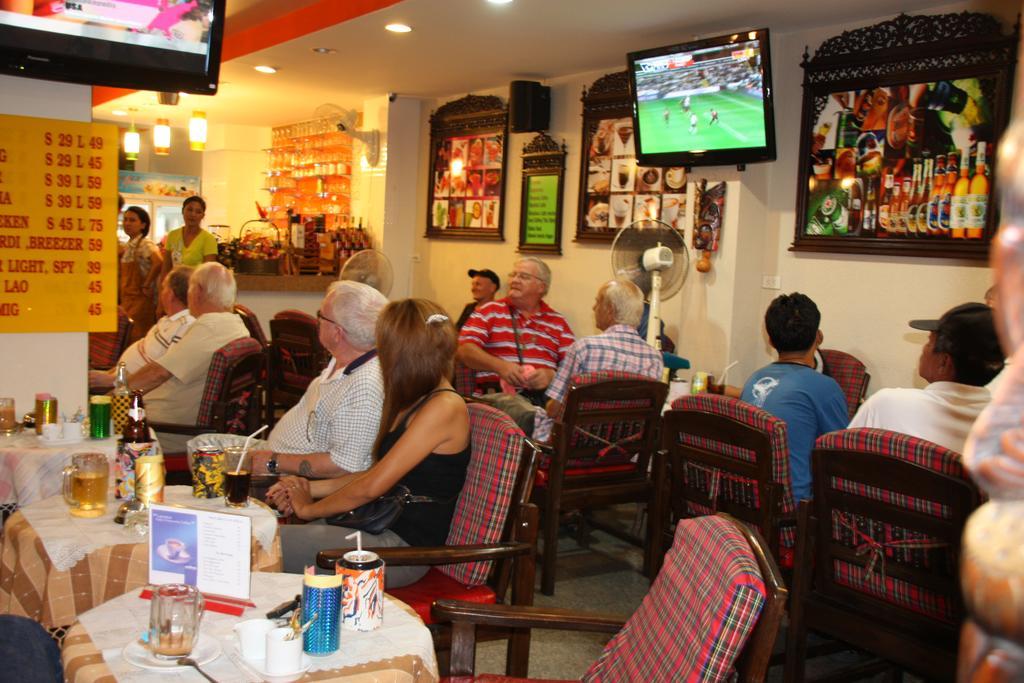 Hostel Coffeeandbeer Pattaya Pokoj fotografie