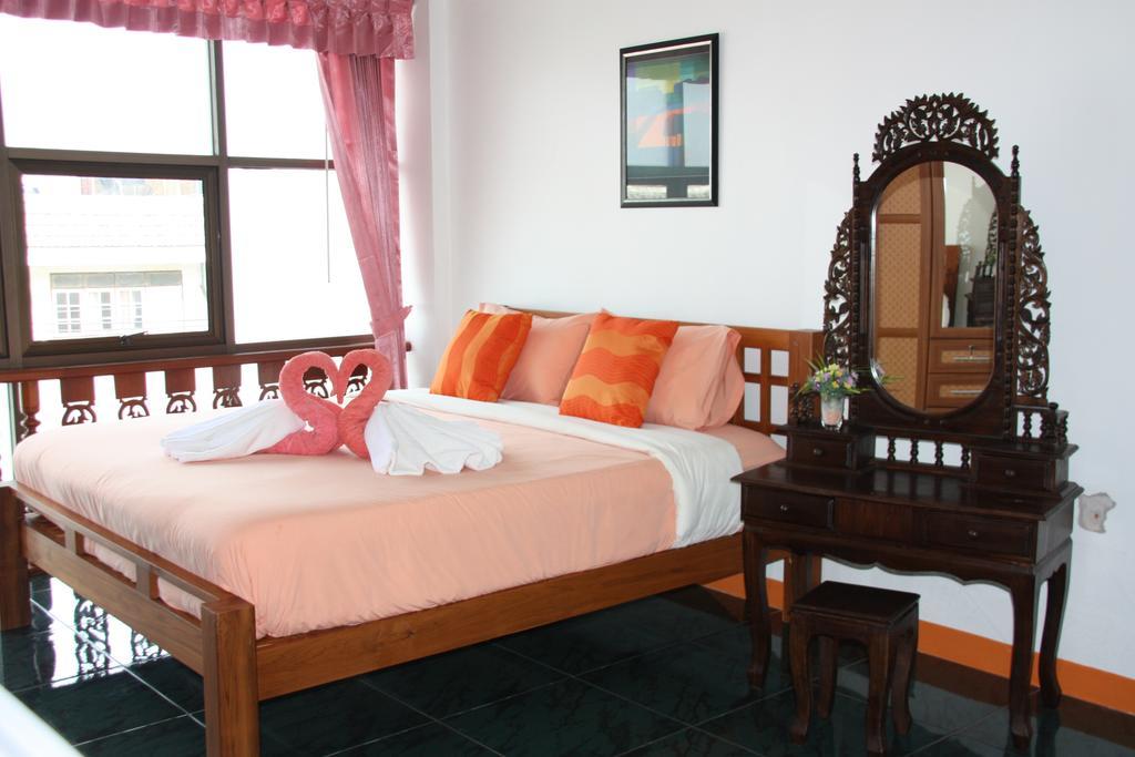 Hostel Coffeeandbeer Pattaya Pokoj fotografie