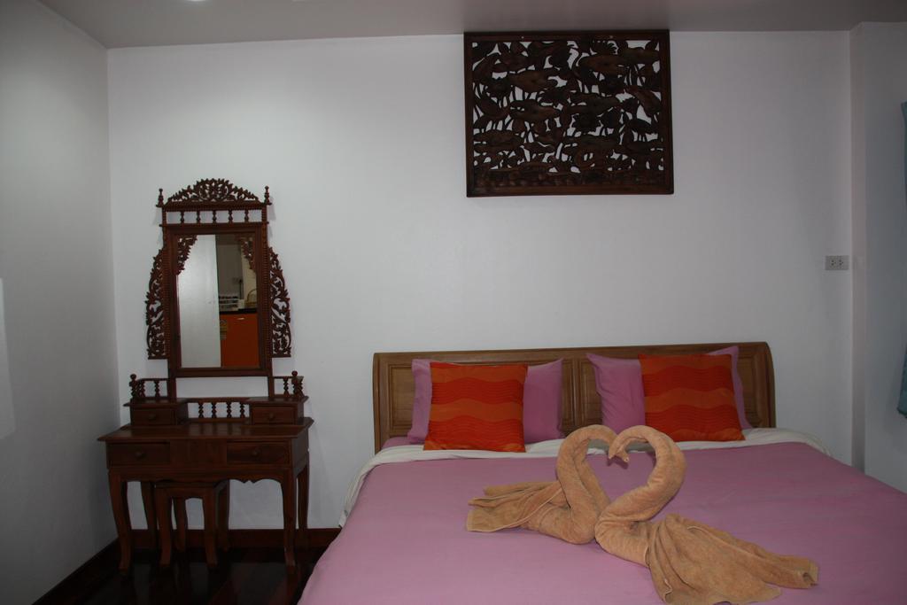 Hostel Coffeeandbeer Pattaya Pokoj fotografie