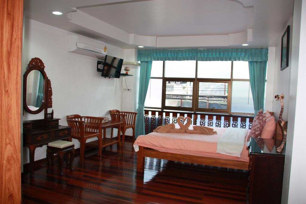Hostel Coffeeandbeer Pattaya Pokoj fotografie